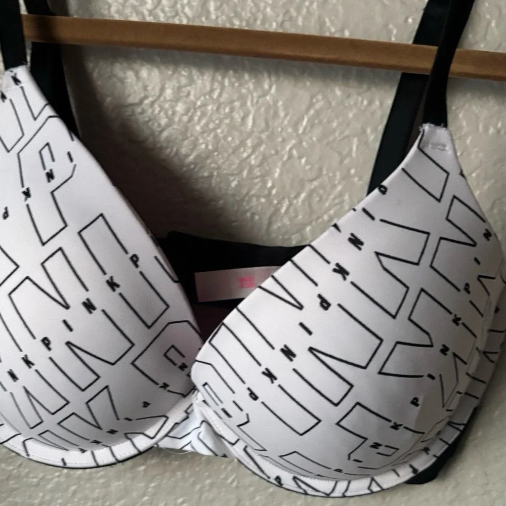 Victoria's Secret Pink Wear Everywhere Push-up Bra Size 32DD